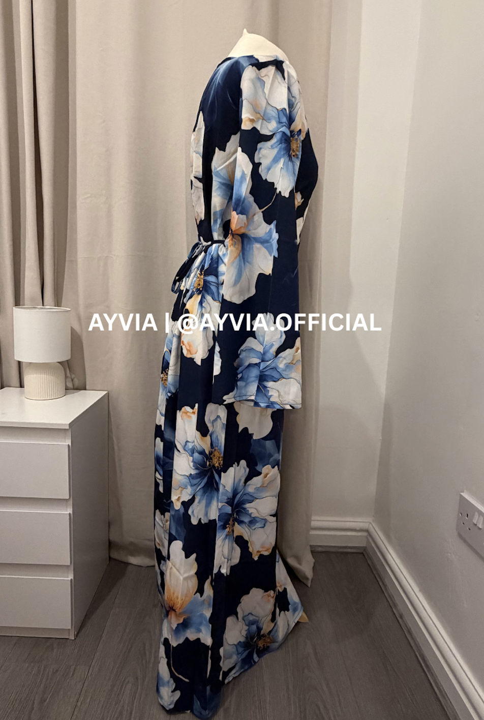 Layla Navy Floral Abaya
