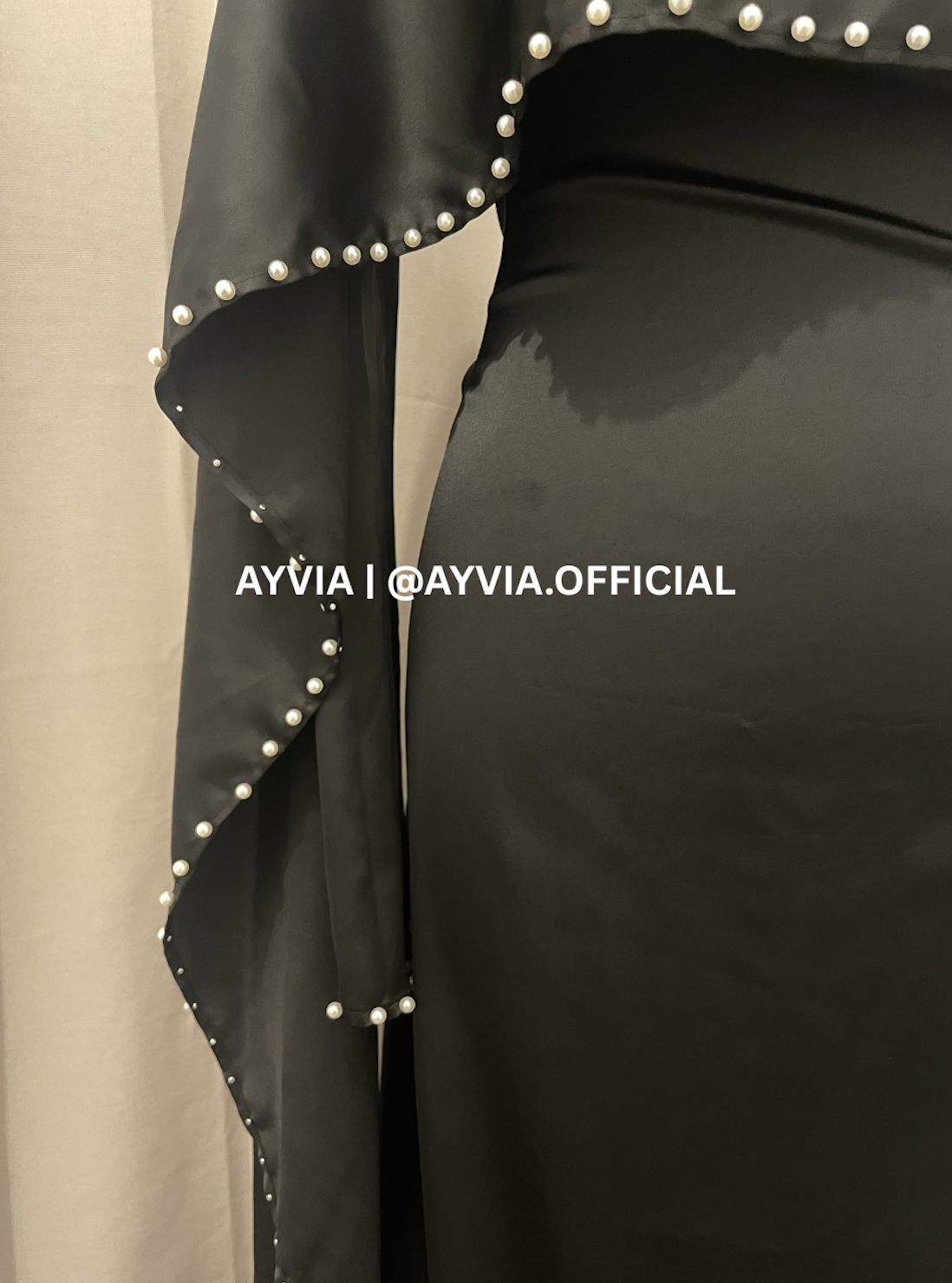 Noor Black Pearl Cape Abaya