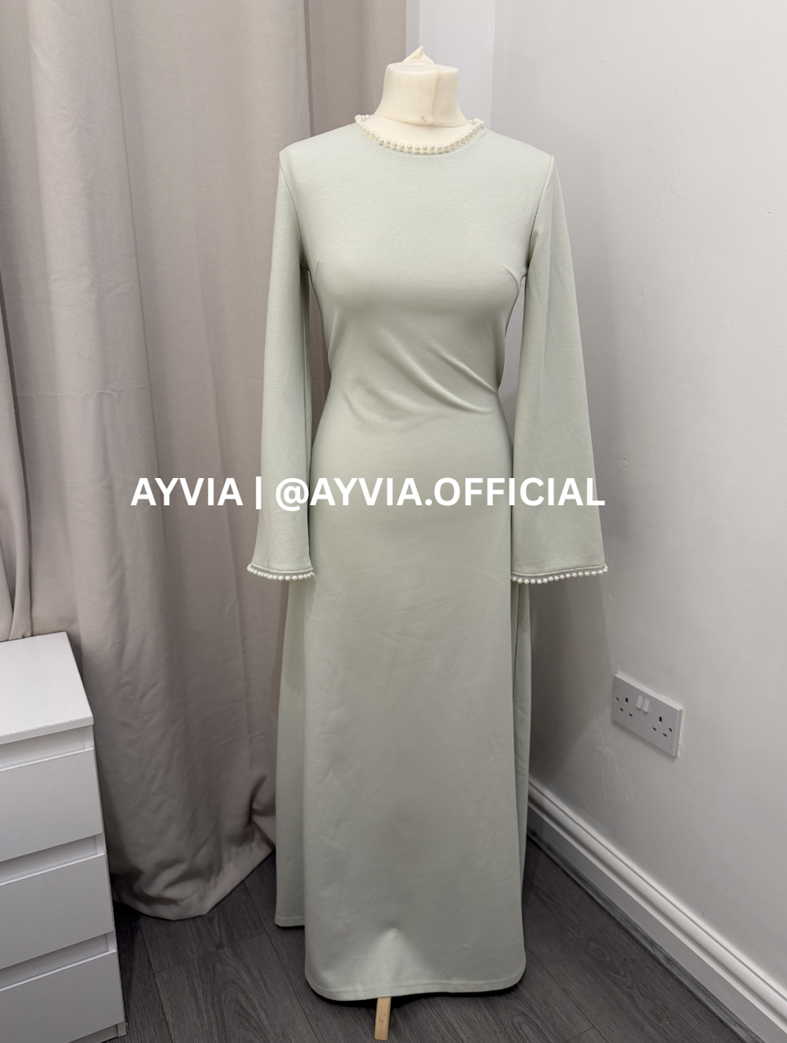 Mira Pastel Green Pearl Cape Abaya